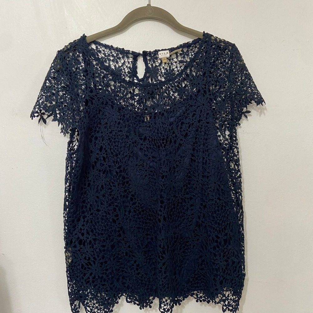Vila Milano Womens Navy Blue Crochet Floral Lace Tank Blouse L/XL READ